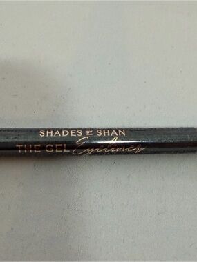 New SHADES BY SHAN The Gel Eyeliner in Sweet Caramel
